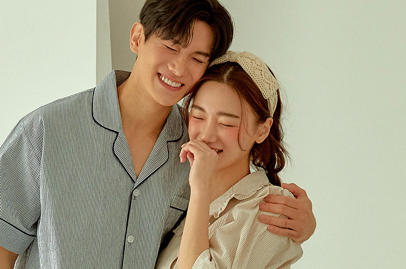 [Men - 100,105 sold out]Couple krisp sunblock cotton top and bottom (short-sleeved frill collar neck) 21-03552