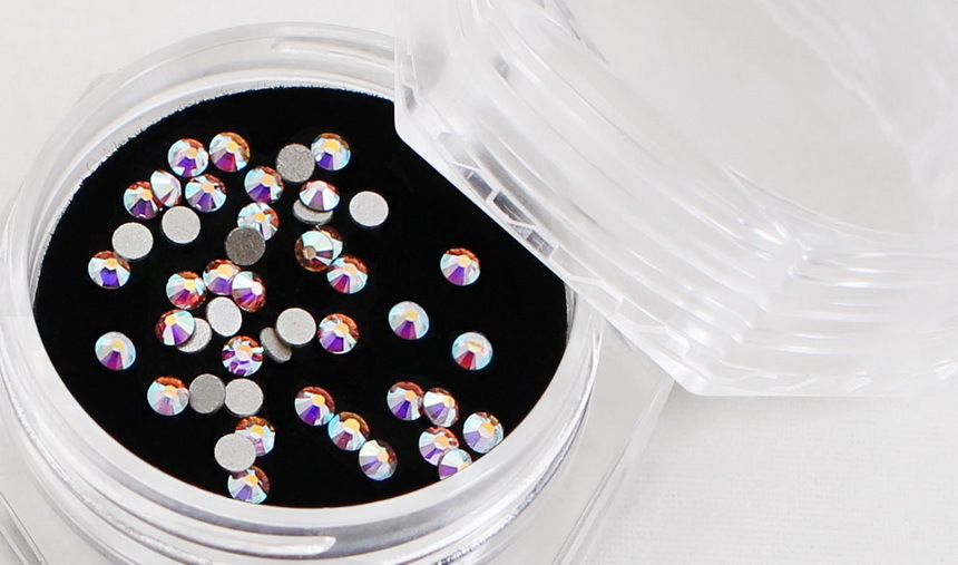 도나와,donawa,스와로브스키,네일스톤,네일재료,네일큐빅,젤네일,젤네일스톤,네일파츠,셀프네일,네일비즈,팬시스톤,플랫백스톤