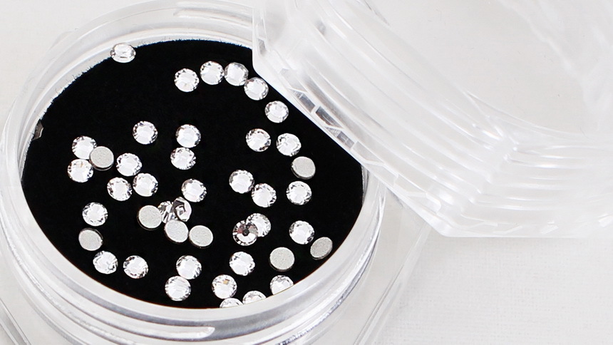 도나와,donawa,스와로브스키,네일스톤,네일재료,네일큐빅,젤네일,젤네일스톤,네일파츠,셀프네일,네일비즈,팬시스톤,플랫백스톤