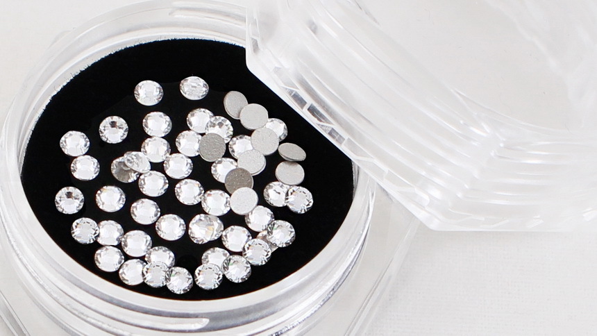 도나와,donawa,스와로브스키,네일스톤,네일재료,네일큐빅,젤네일,젤네일스톤,네일파츠,셀프네일,네일비즈,팬시스톤,플랫백스톤