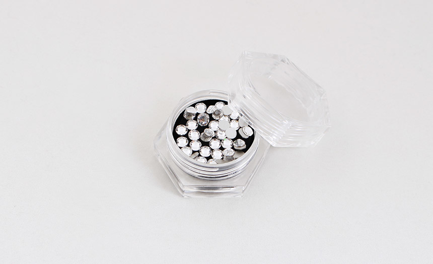 도나와,donawa,스와로브스키,네일스톤,네일재료,네일큐빅,젤네일,젤네일스톤,네일파츠,셀프네일,네일비즈,팬시스톤,플랫백스톤