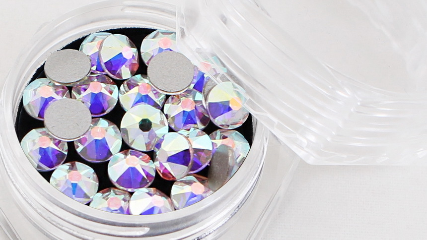 도나와,donawa,스와로브스키,네일스톤,네일재료,네일큐빅,젤네일,젤네일스톤,네일파츠,셀프네일,네일비즈,팬시스톤,플랫백스톤