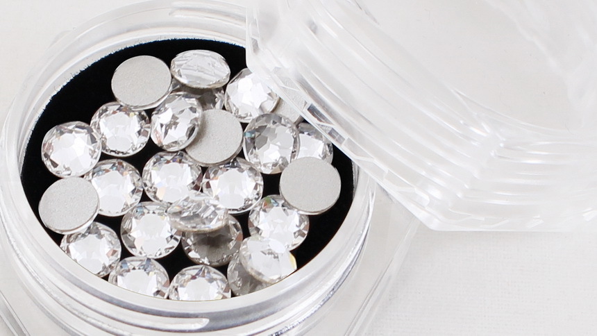 도나와,donawa,스와로브스키,네일스톤,네일재료,네일큐빅,젤네일,젤네일스톤,네일파츠,셀프네일,네일비즈,팬시스톤,플랫백스톤