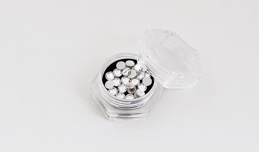 도나와,donawa,스와로브스키,네일스톤,네일재료,네일큐빅,젤네일,젤네일스톤,네일파츠,셀프네일,네일비즈,팬시스톤,스와로브스키 크리스탈 S20 25개 DSJAR-S20-CR