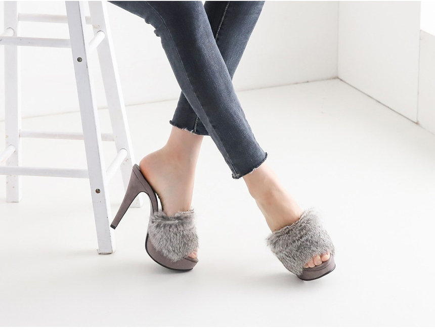 천연토끼털 가보시 스웨이드뮬 여성뮬슬리퍼형샌들