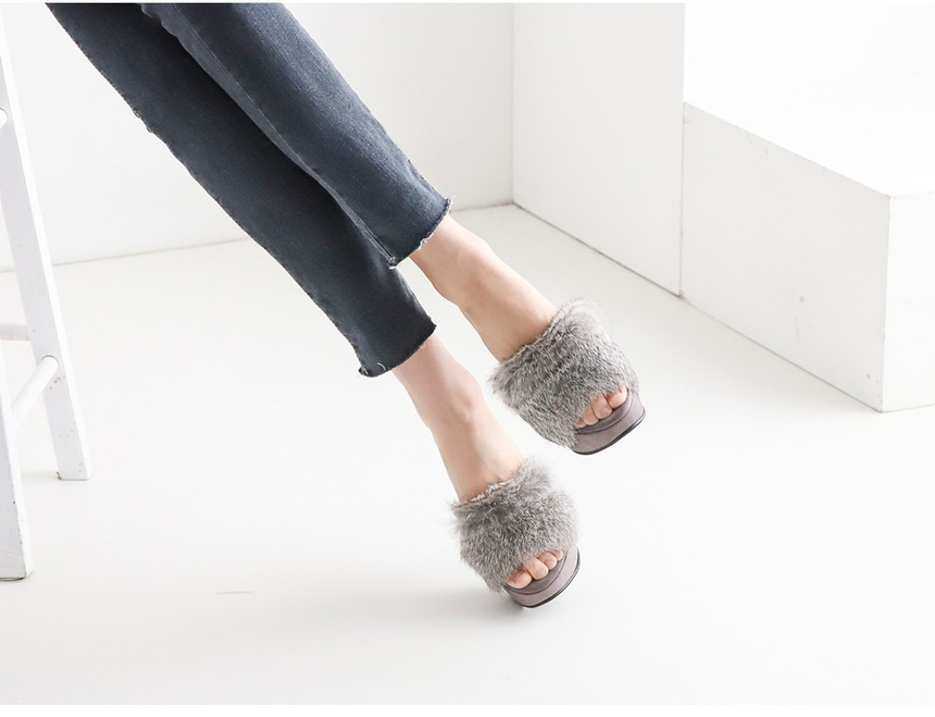 천연토끼털 가보시 스웨이드뮬 여성뮬슬리퍼형샌들