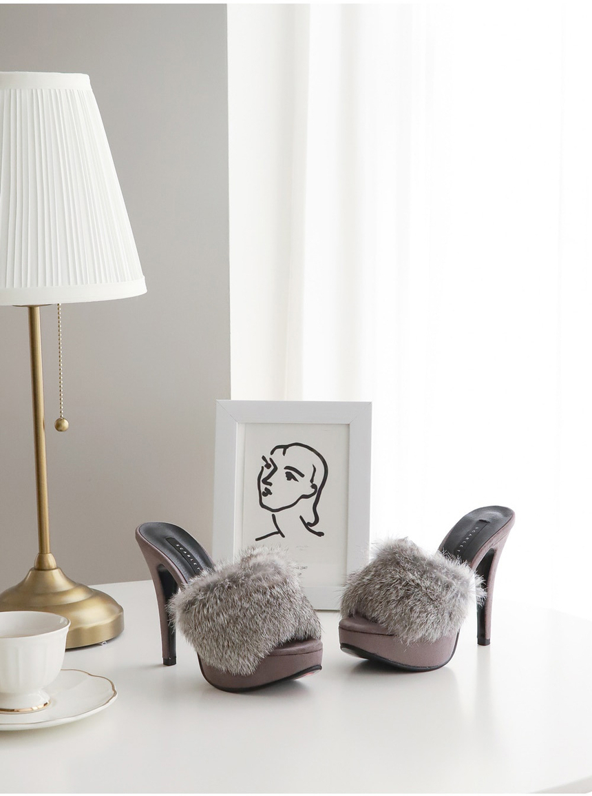 천연토끼털 가보시 스웨이드뮬 여성뮬슬리퍼형샌들