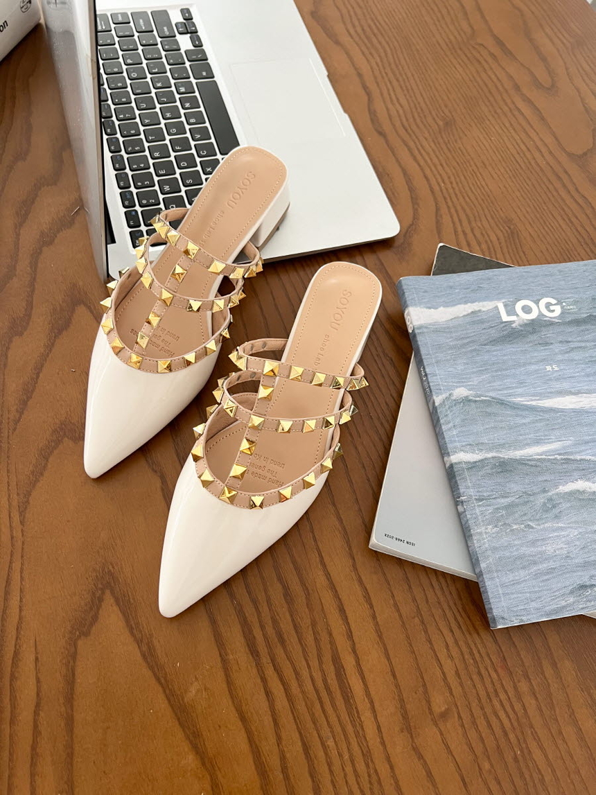 여성 소가죽 스터드 여성뮬슬리퍼형샌들