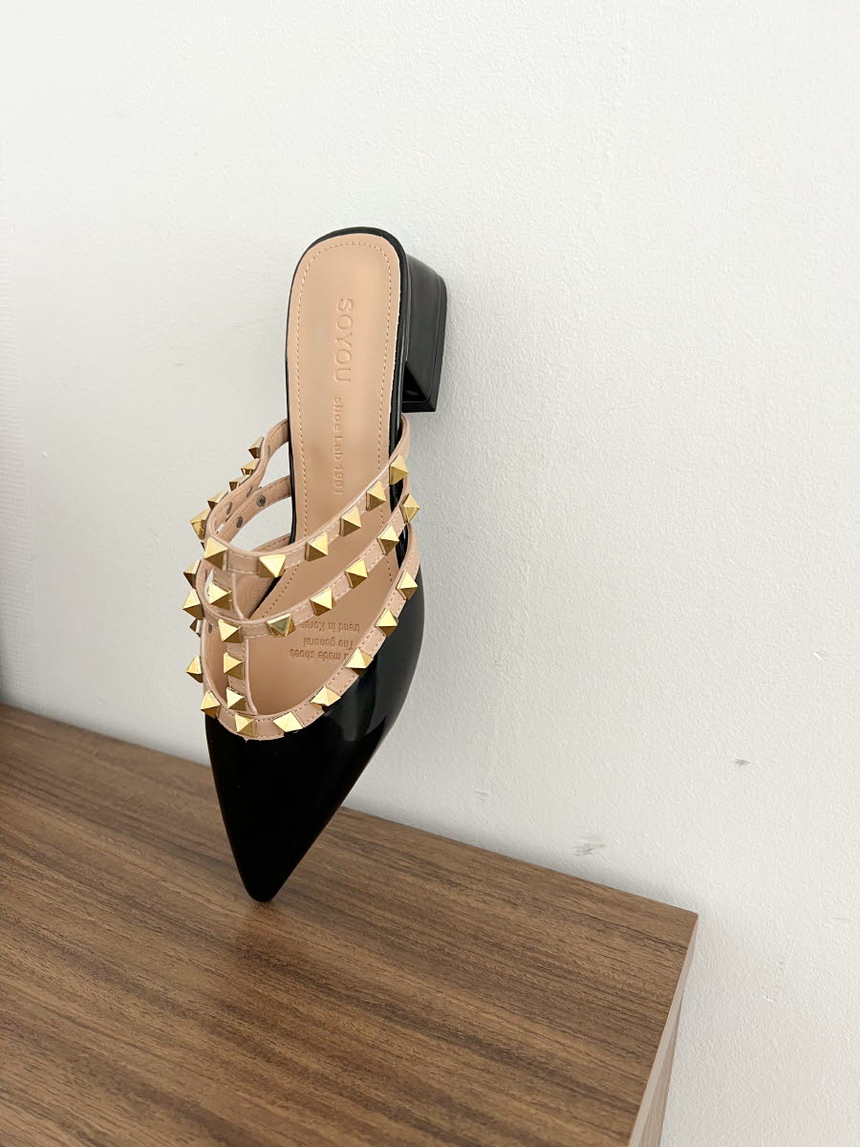 여성 소가죽 스터드 여성뮬슬리퍼형샌들