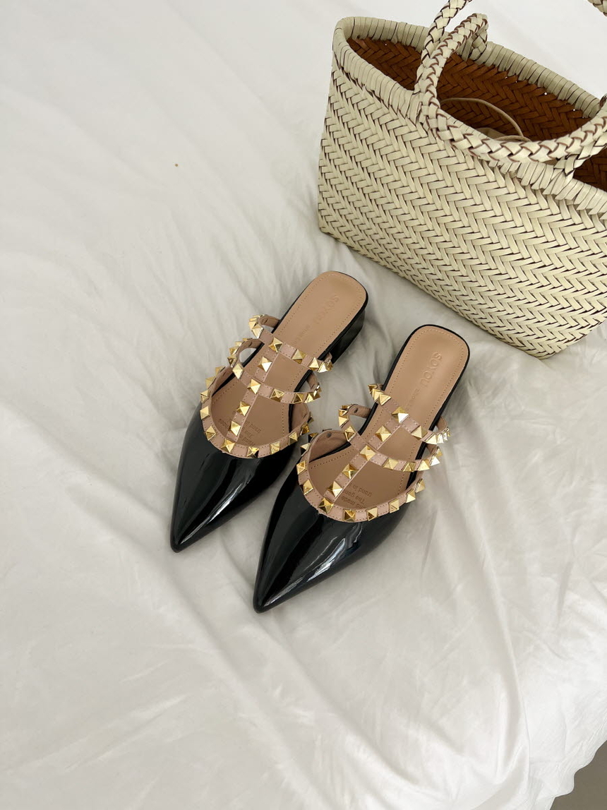 여성 소가죽 스터드 여성뮬슬리퍼형샌들