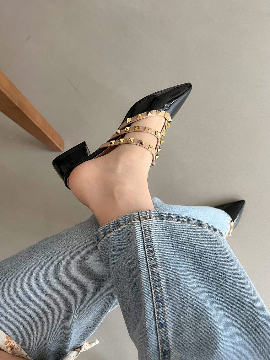 여성 소가죽 스터드 여성뮬슬리퍼형샌들