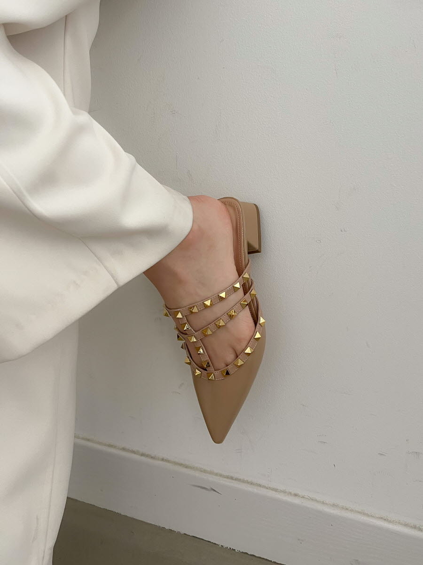 여성 소가죽 스터드 여성뮬슬리퍼형샌들