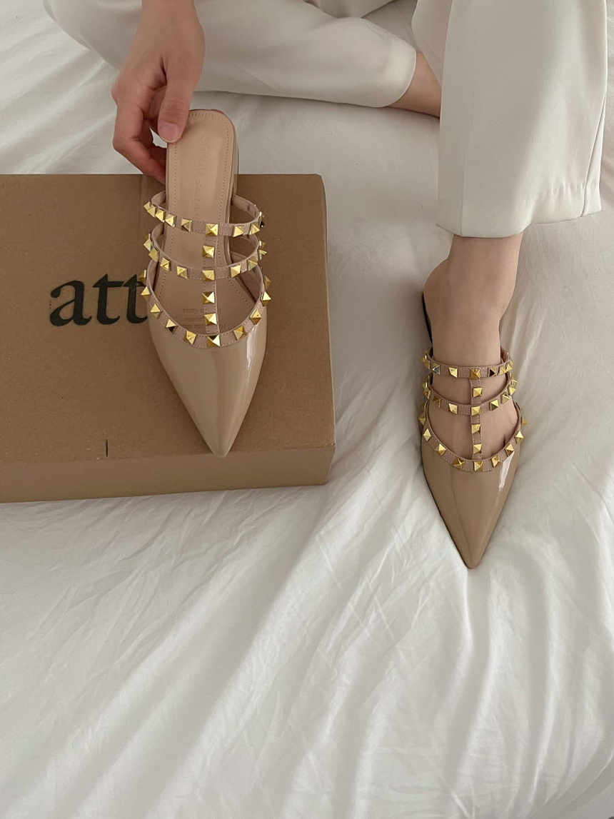 여성 소가죽 스터드 여성뮬슬리퍼형샌들