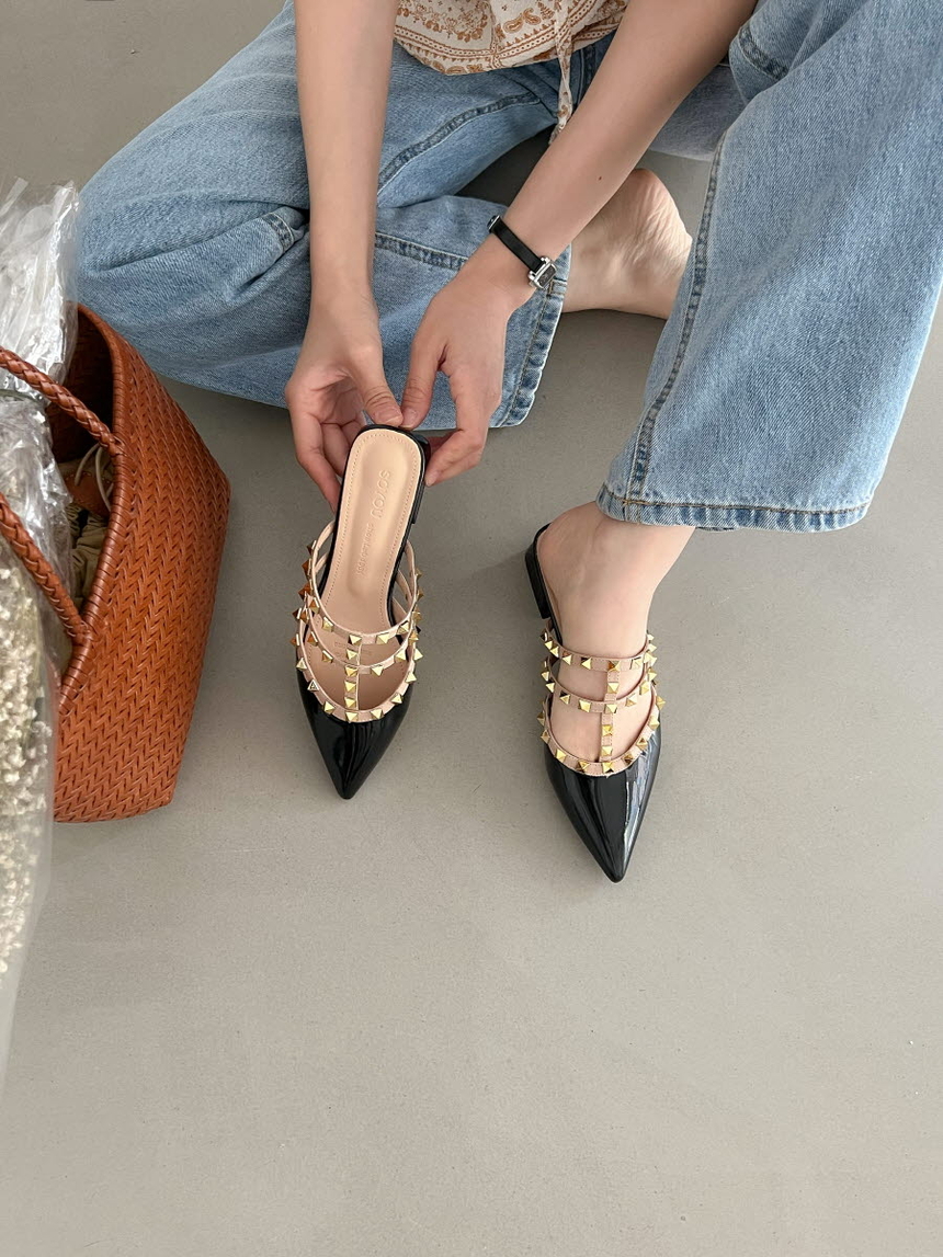 여성 소가죽 스터드 여성뮬슬리퍼형샌들