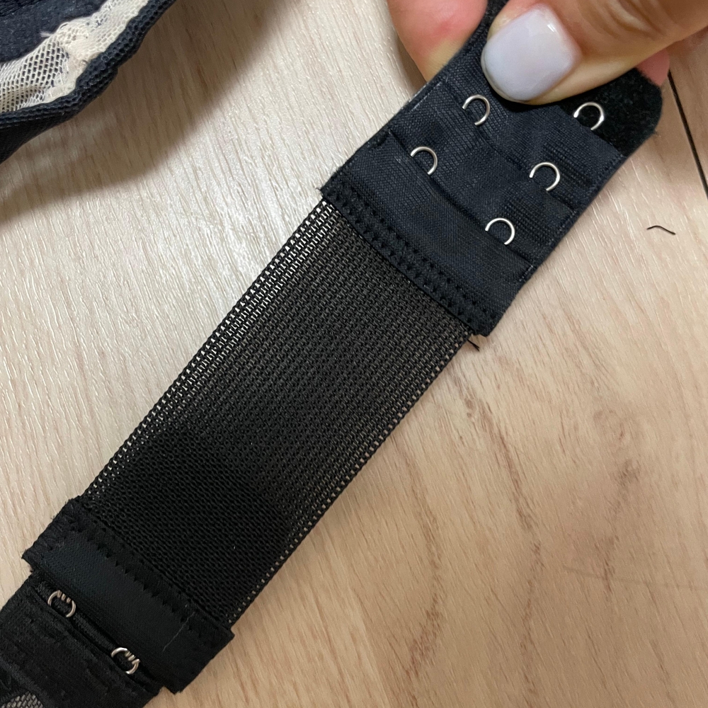 블랙브라연장후크 브라연장악세사리 여성속옷 블랙속옷확장 브라액세사리 블랙연장후크 브라연장부품 브라확장부품 속눈썹제거 등록글자 레이스화이트 블랙확장후크 블랙 밴드형 2단 브라연장후크