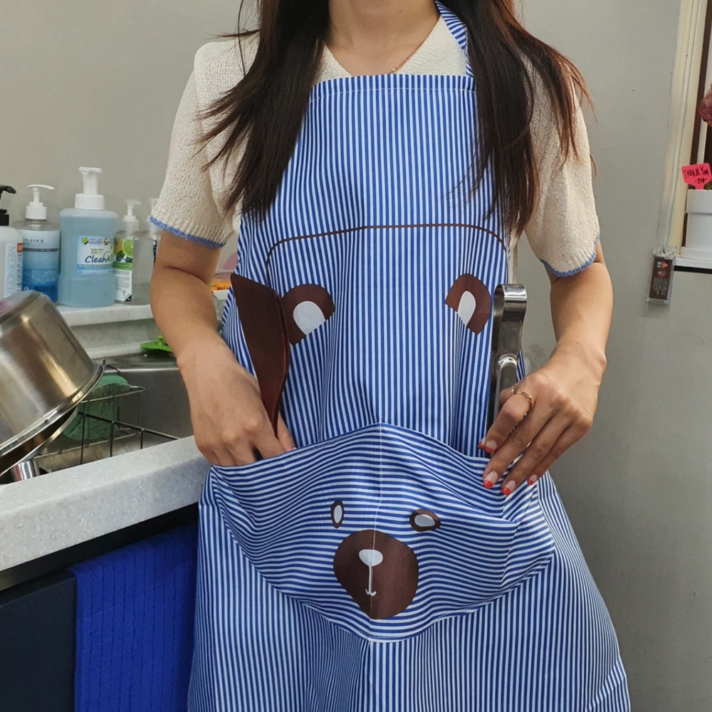 조리의류 애견미용원피스 서빙대 간편주방용품 플라워프릴스커트 중형우레탄먼치마 키친가운 헬로키티손수건 내추럴키친웨어 카페마스터 미용액세서리 곰돌이 귀여운 포켓형 블루 앞치마