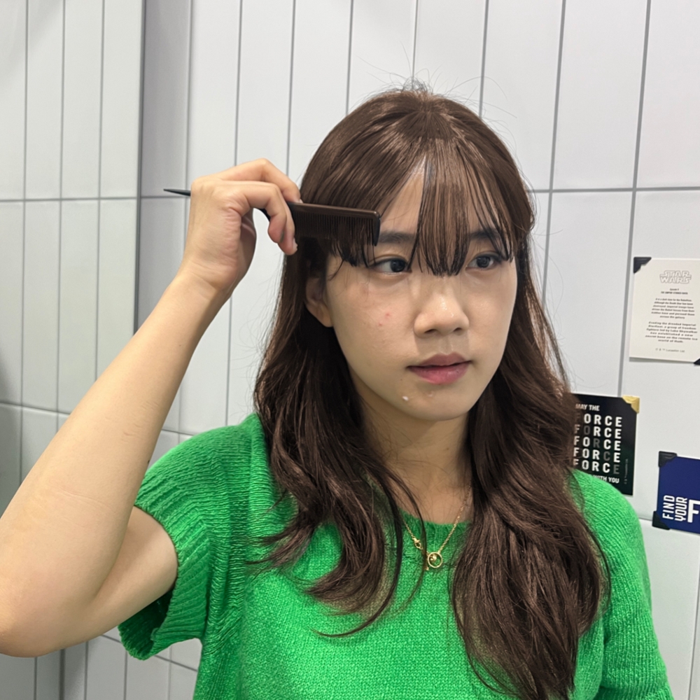 파우더리가발 통고정논리가발 부분가발 부직포가발 시스루뱅가발 왕관머리 수납가발 블랙가발 가짜머리세팅 레이스프론트가발 풀레이스시스루뱅 컬가발 밝은갈색 앞머리 시스루뱅 가발