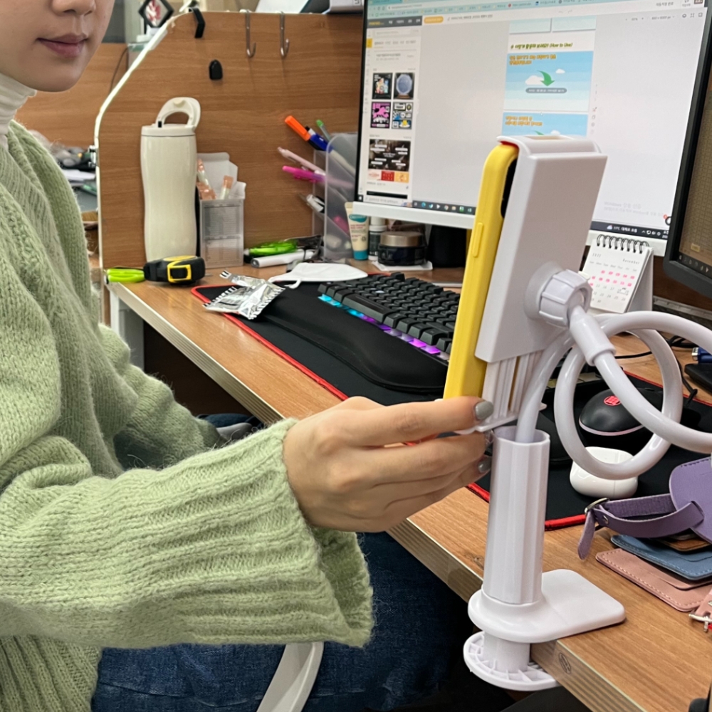 스탠드홀더 알루미늄태블릿홀더 다기능태블릿스탠드 멀티스탠드 다기능확장식태블릿거치대 회전식태블릿스탠드 태블릿스탠드 폴딩태블릿거치대 확장가능한태블릿스탠드 화이트 자바라 태블릿거치대