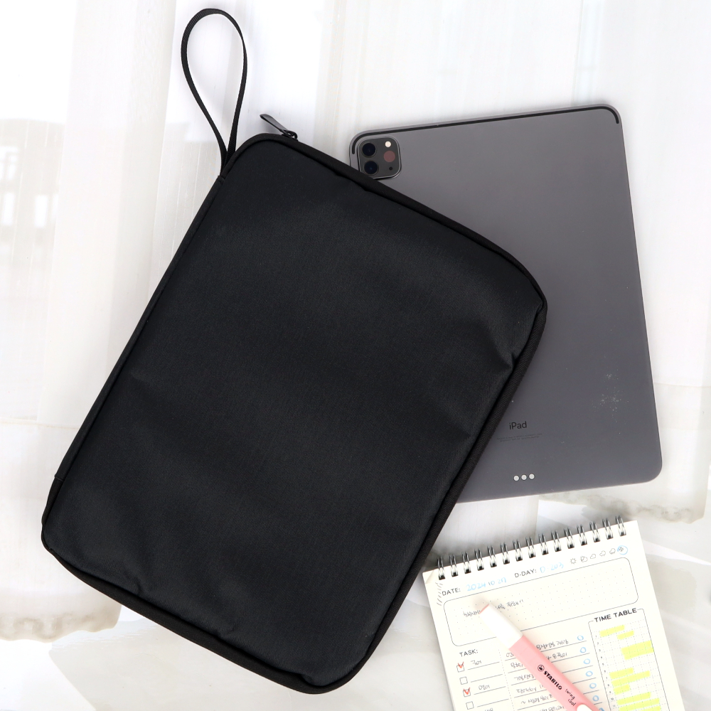 베이직 태블릿 파우치 13인치 블랙