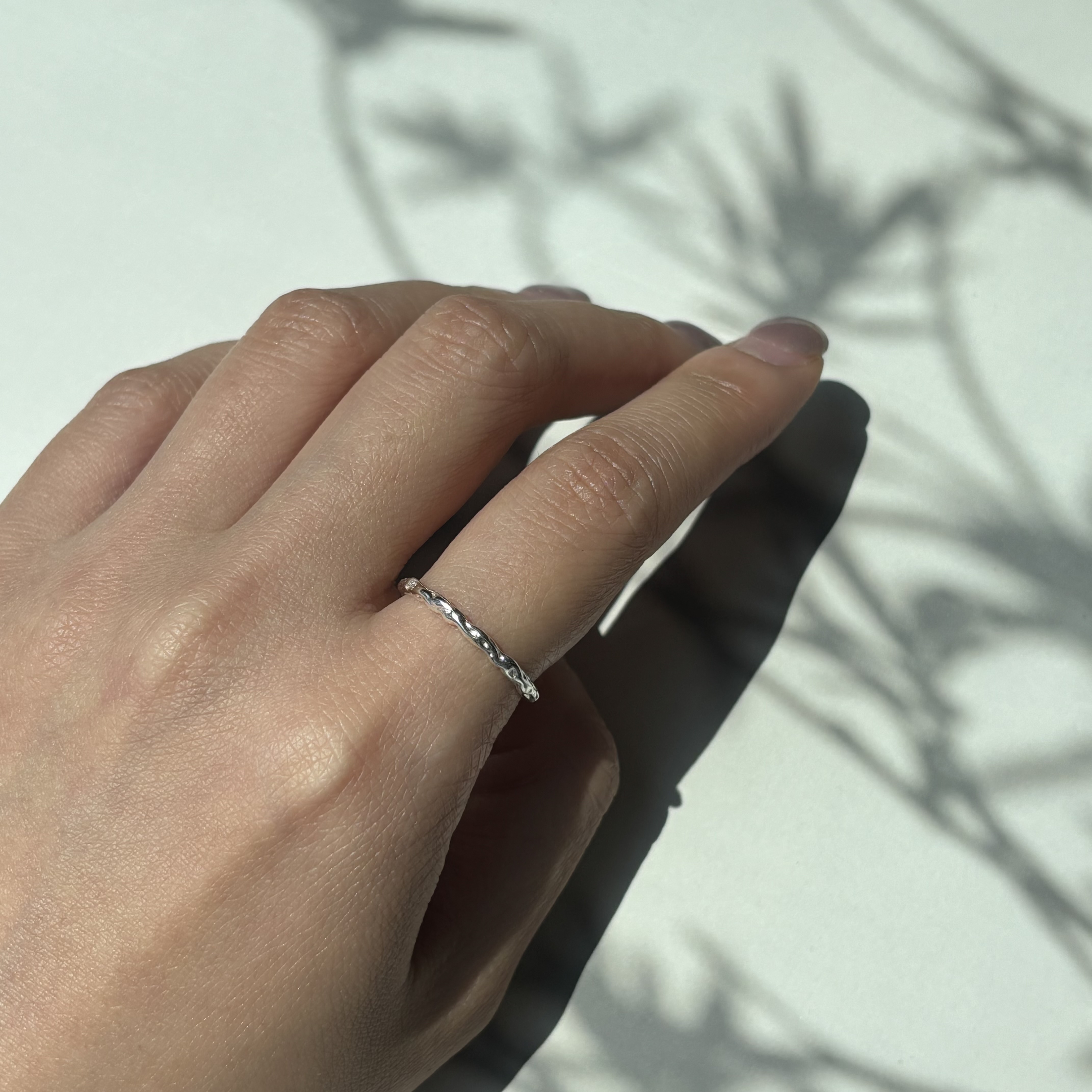 패션 바이 카카오 | [오무아] 925 실버 웨이브 리플 반지