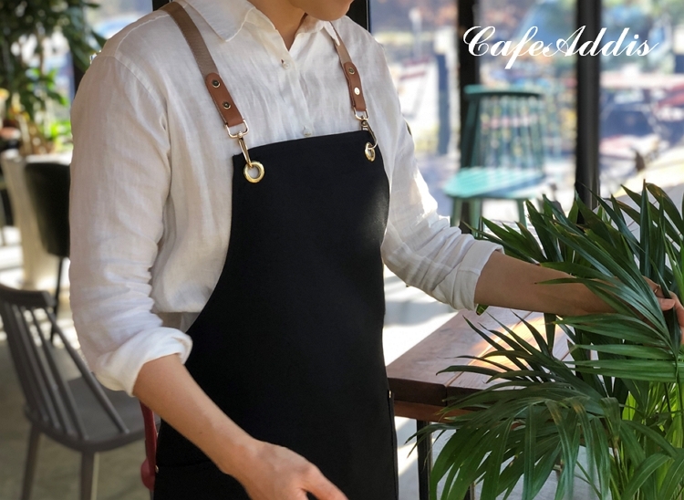 This is a detailed product image.