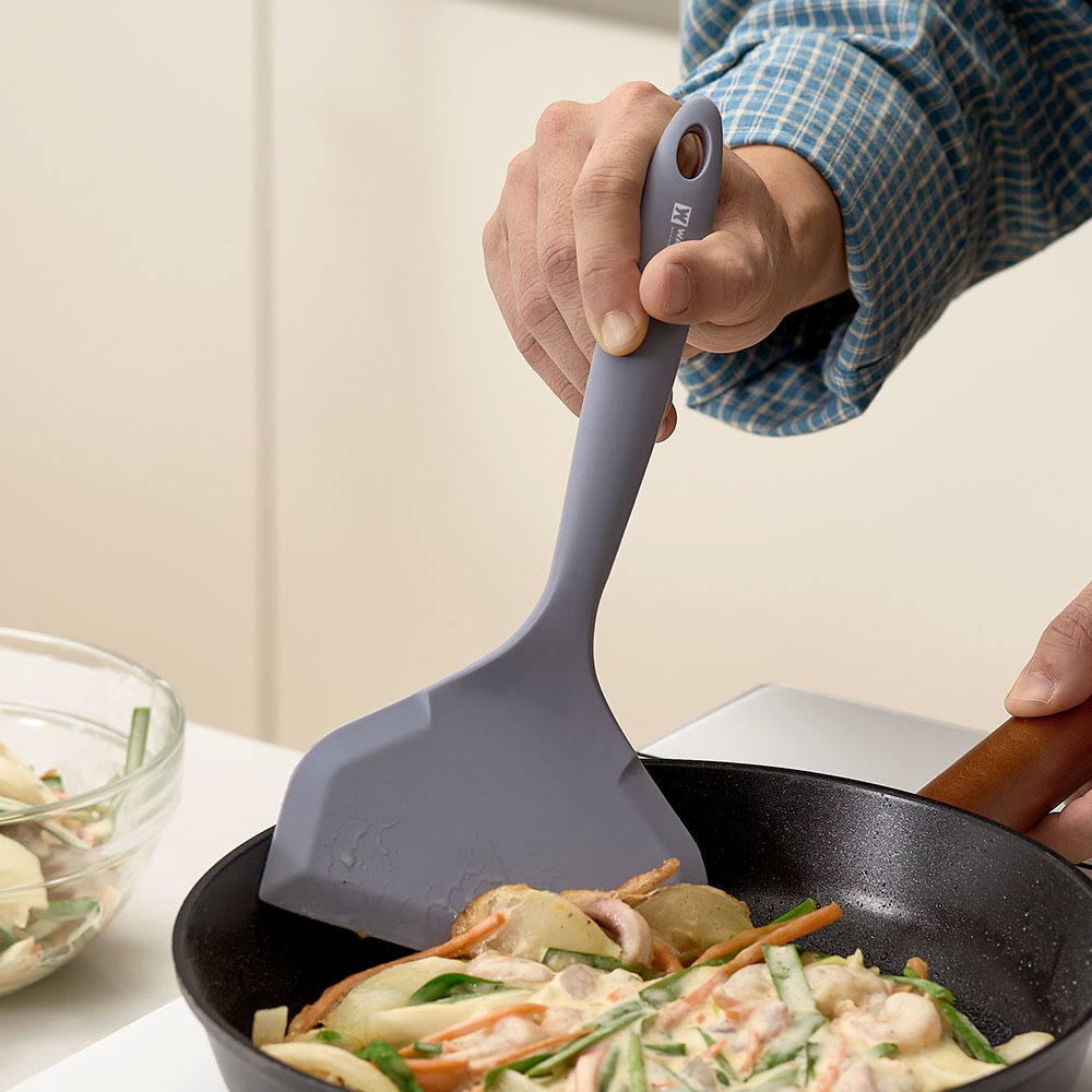 바겐슈타이거 멜로우와이드뒤집개 페일블루