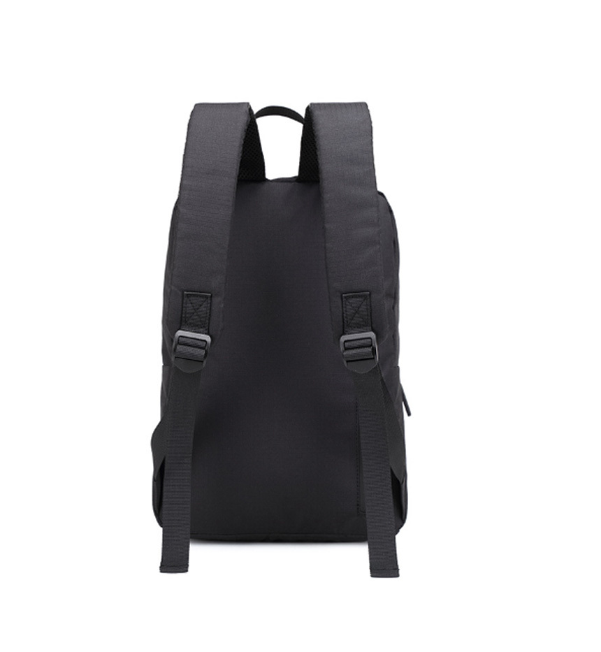 backpack3_12.jpg