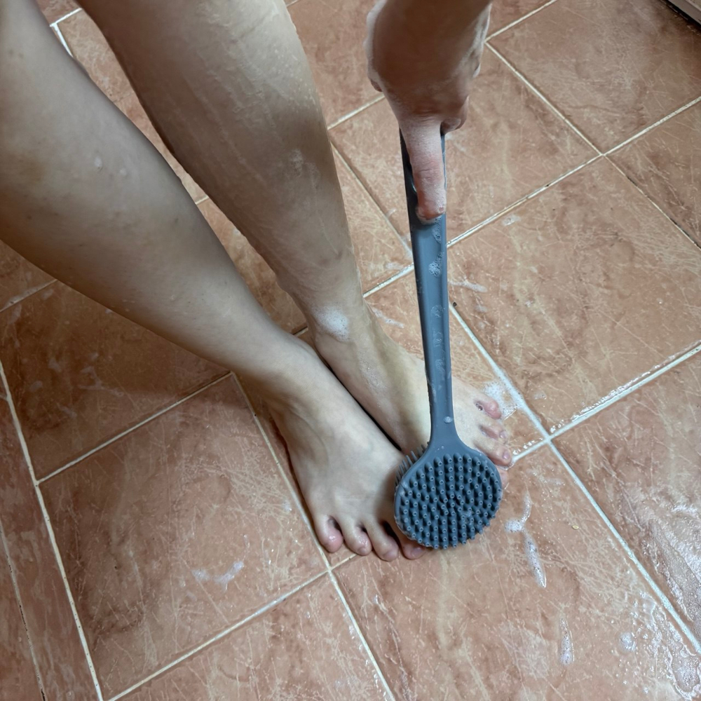 실리콘 바디 등브러쉬