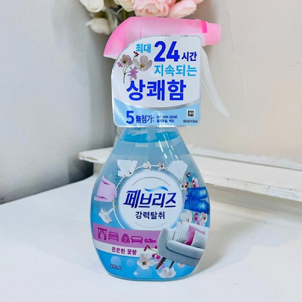 페브리즈 강력탈취 은은한 꽃향 370ml 냄새제거제 소독제