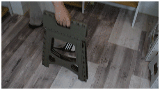 foldchair_contents_06.gif